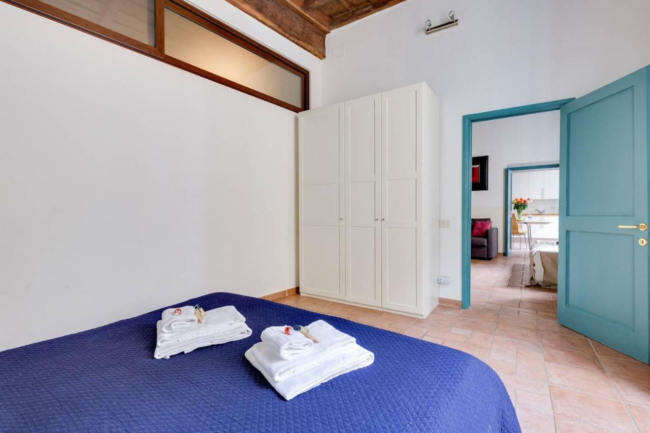 Domus Florea Rome Luaran gambar