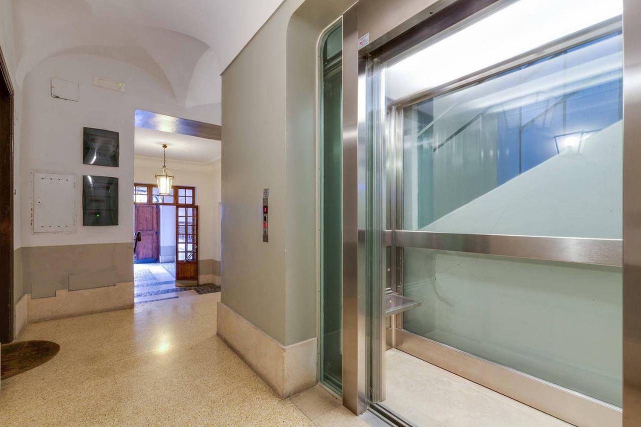 Domus Florea Rome Luaran gambar
